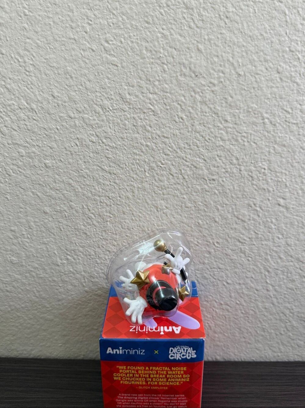 The Amazing Digital Circus Costume Adventure Blind Box Figure - Caine - Picture 4 of 5